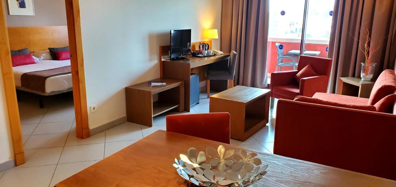 Ohtels Campo De Gibraltar Hotel La Linea de la Concepcion Luaran gambar