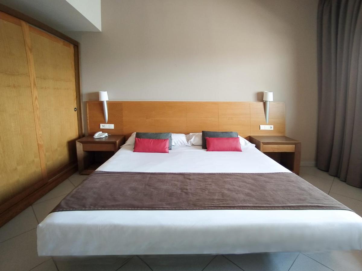 Ohtels Campo De Gibraltar Hotel La Linea de la Concepcion Luaran gambar