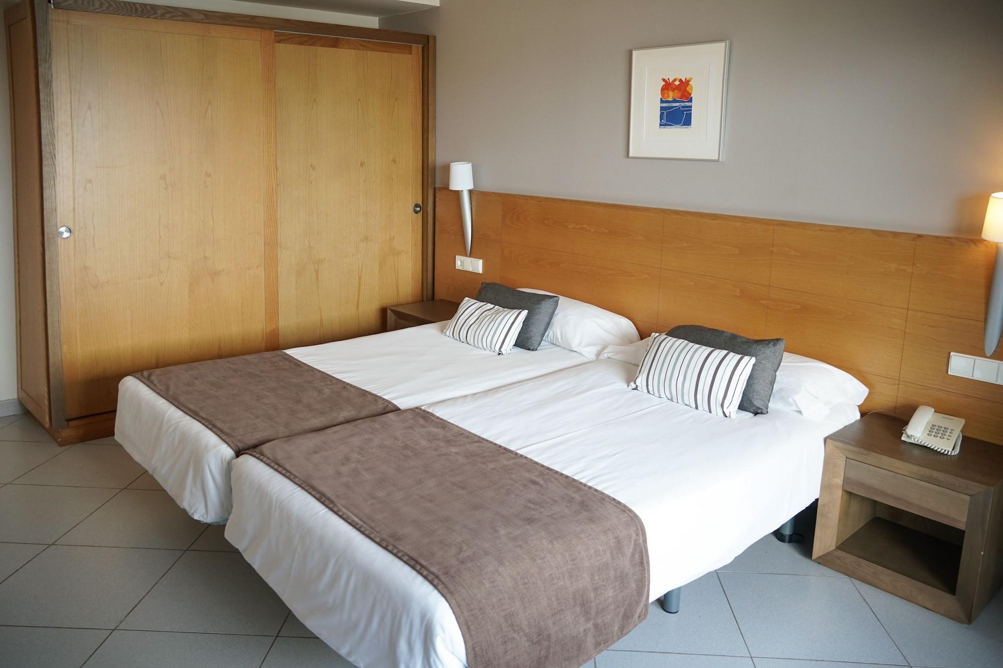 Ohtels Campo De Gibraltar Hotel La Linea de la Concepcion Luaran gambar
