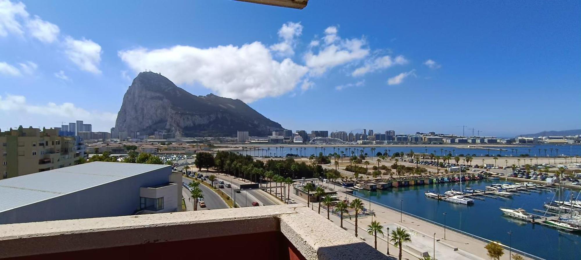 Ohtels Campo De Gibraltar Hotel La Linea de la Concepcion Luaran gambar