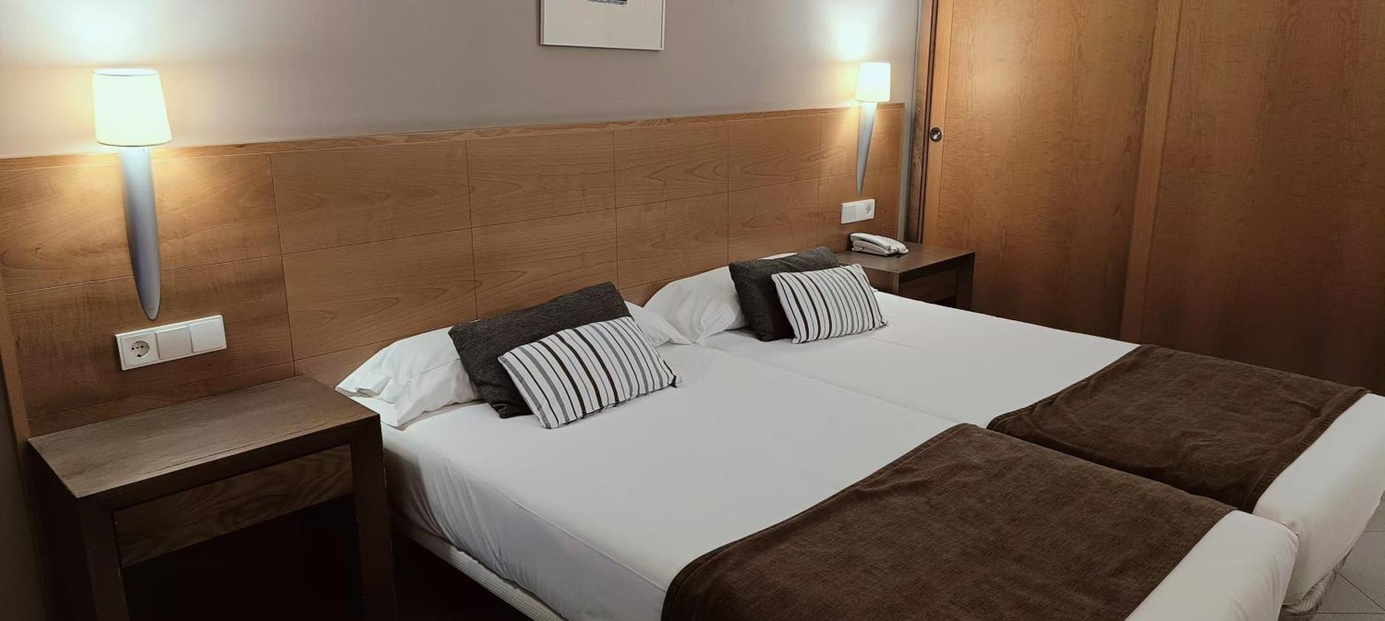 Ohtels Campo De Gibraltar Hotel La Linea de la Concepcion Luaran gambar